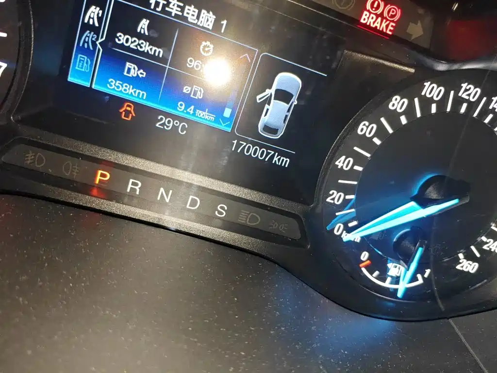 Ford Mondeo — миниатюра 13