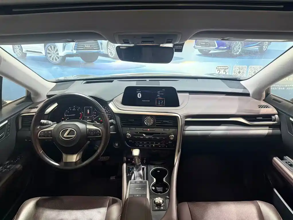 Lexus RX — миниатюра 4