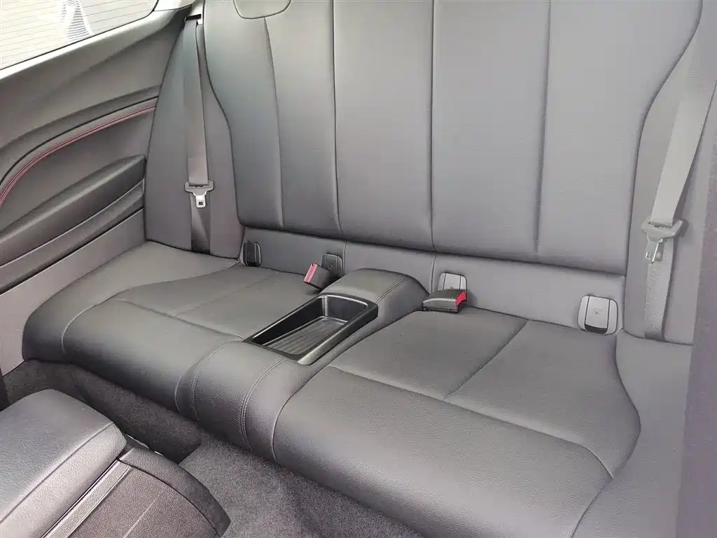 BMW 2 Series (Import) — миниатюра 12