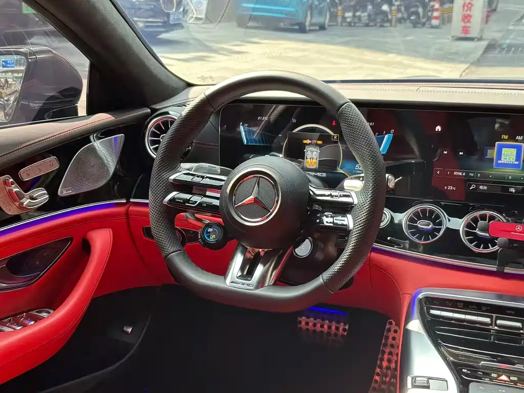 MERCEDES-BENZ AMG GT