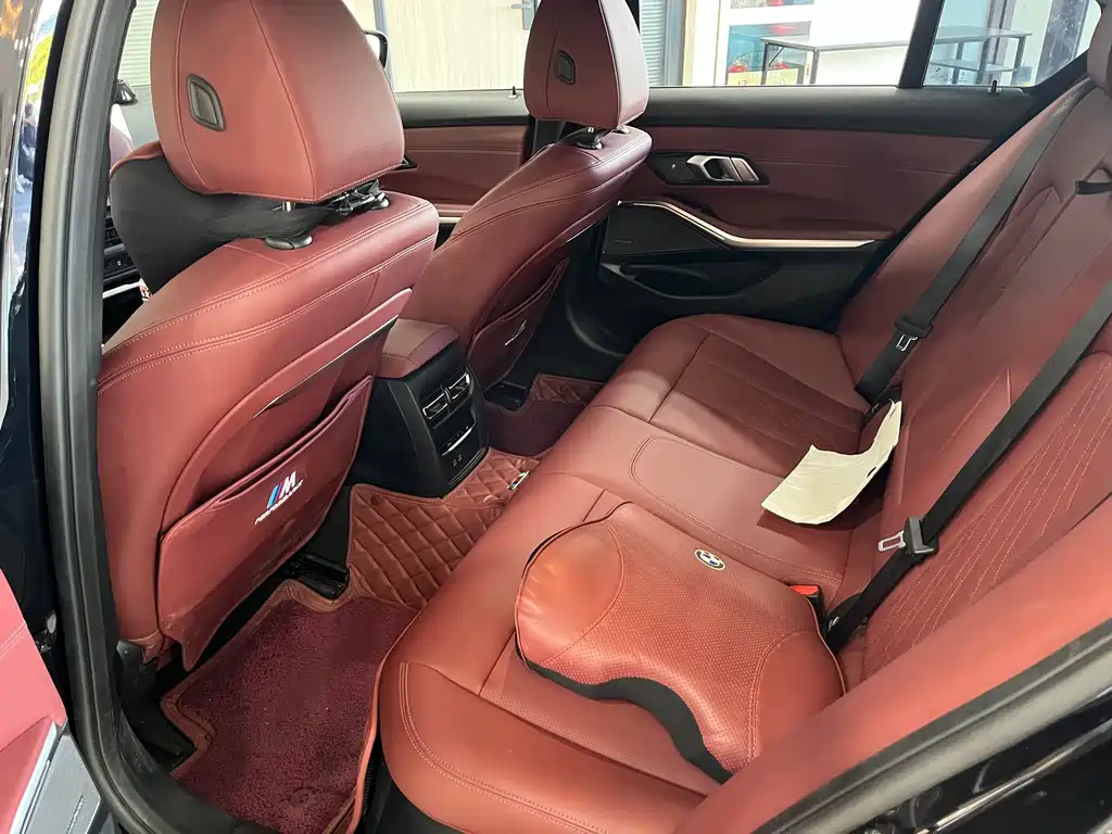 BMW 3 Series — миниатюра 8