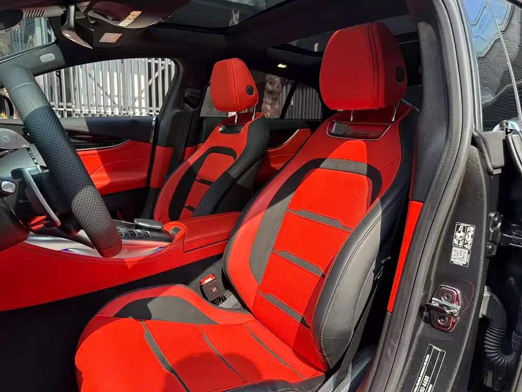 MERCEDES-BENZ AMG GT