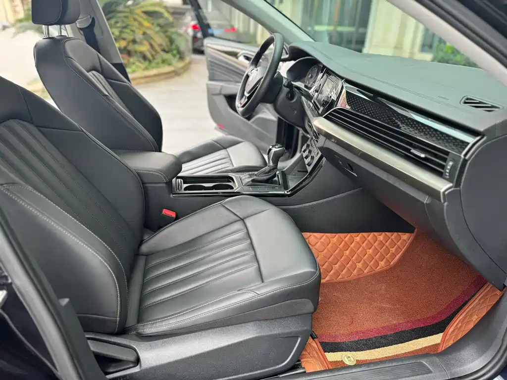 Volkswagen Passat 2019 280TSI VI
