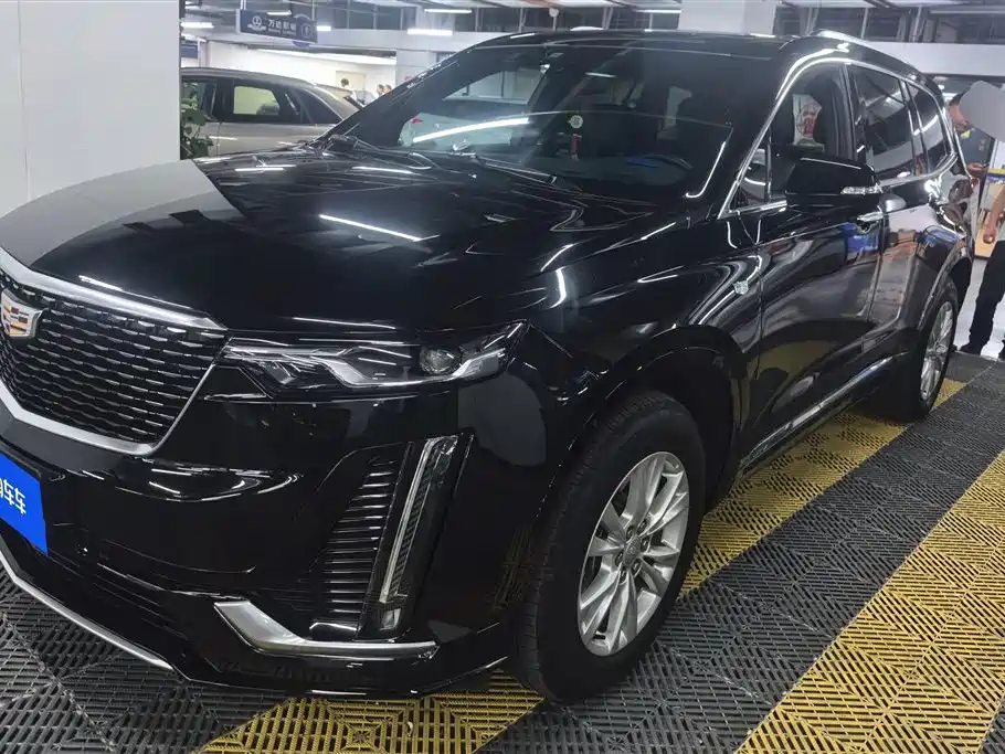 Cadillac XT6 2023