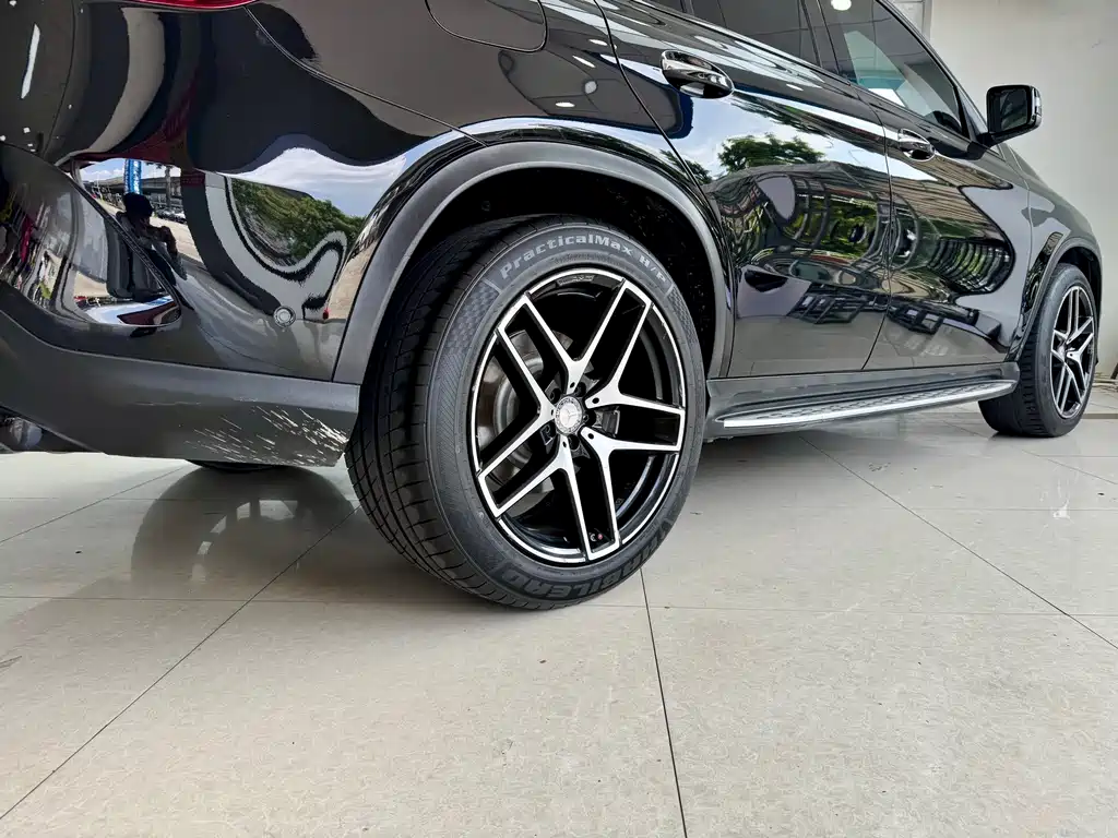 Mercedes-Benz GLE Coupe — миниатюра 20