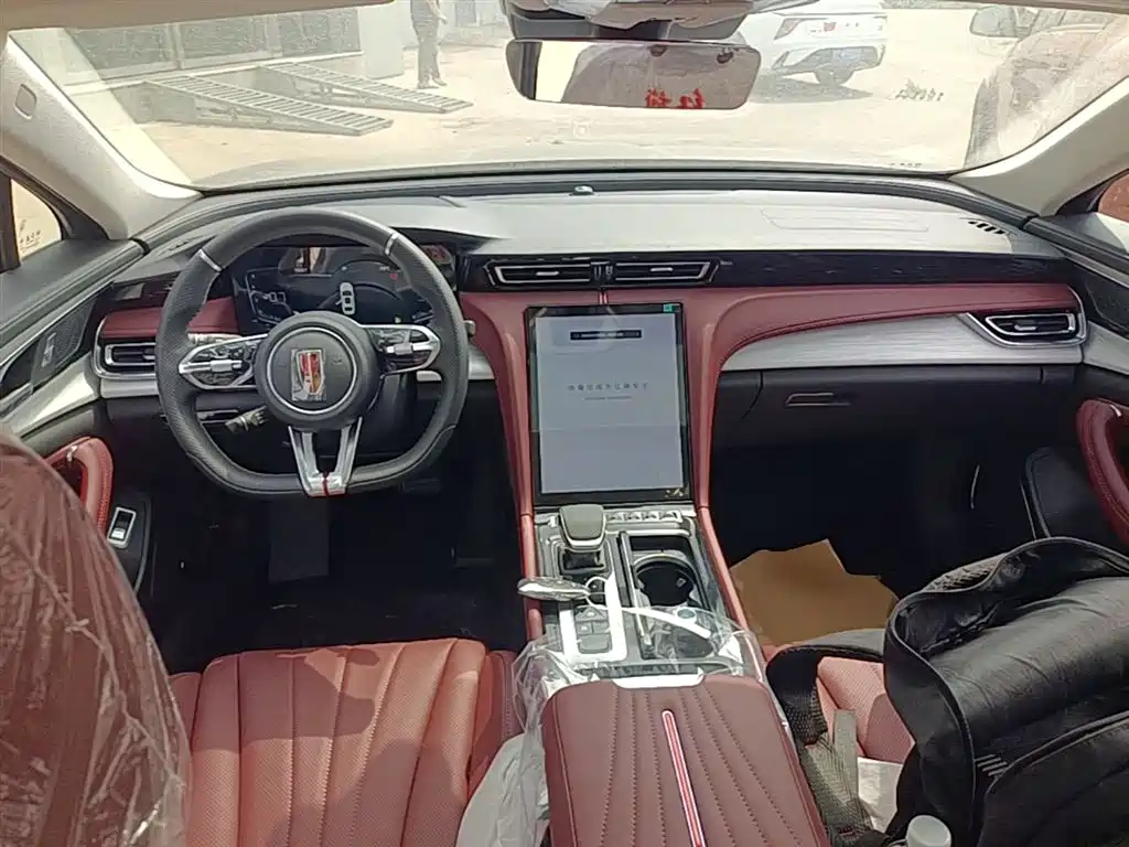 Hongqi H5 2025 1.5T DCT
