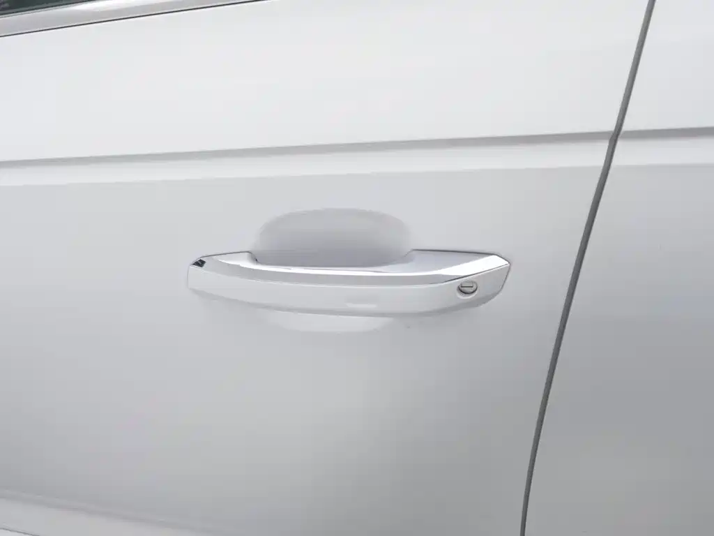 Audi A4L — миниатюра 18