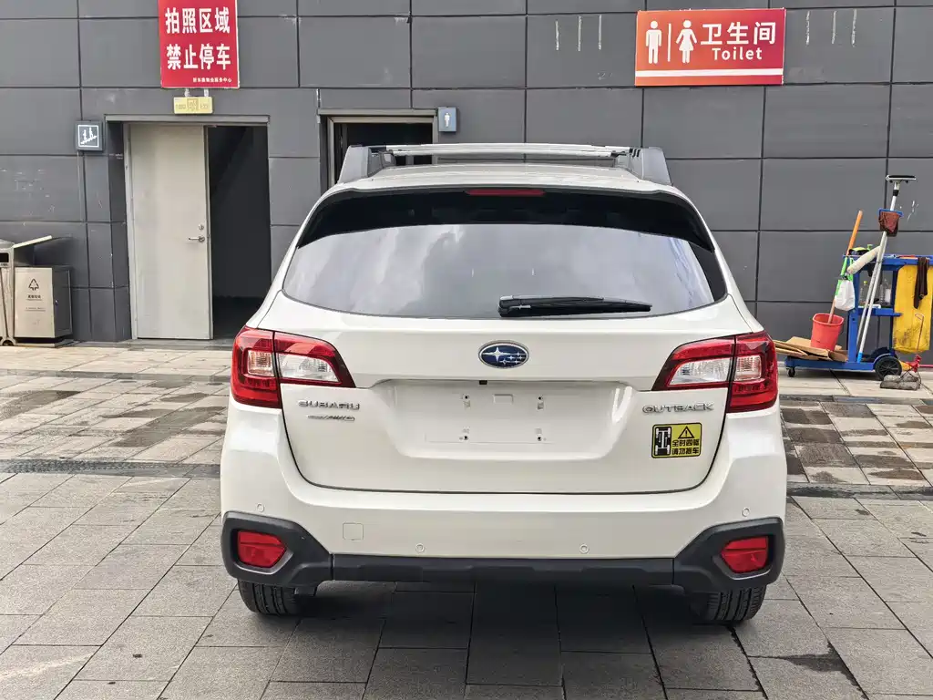 SUBARU OUTBACK