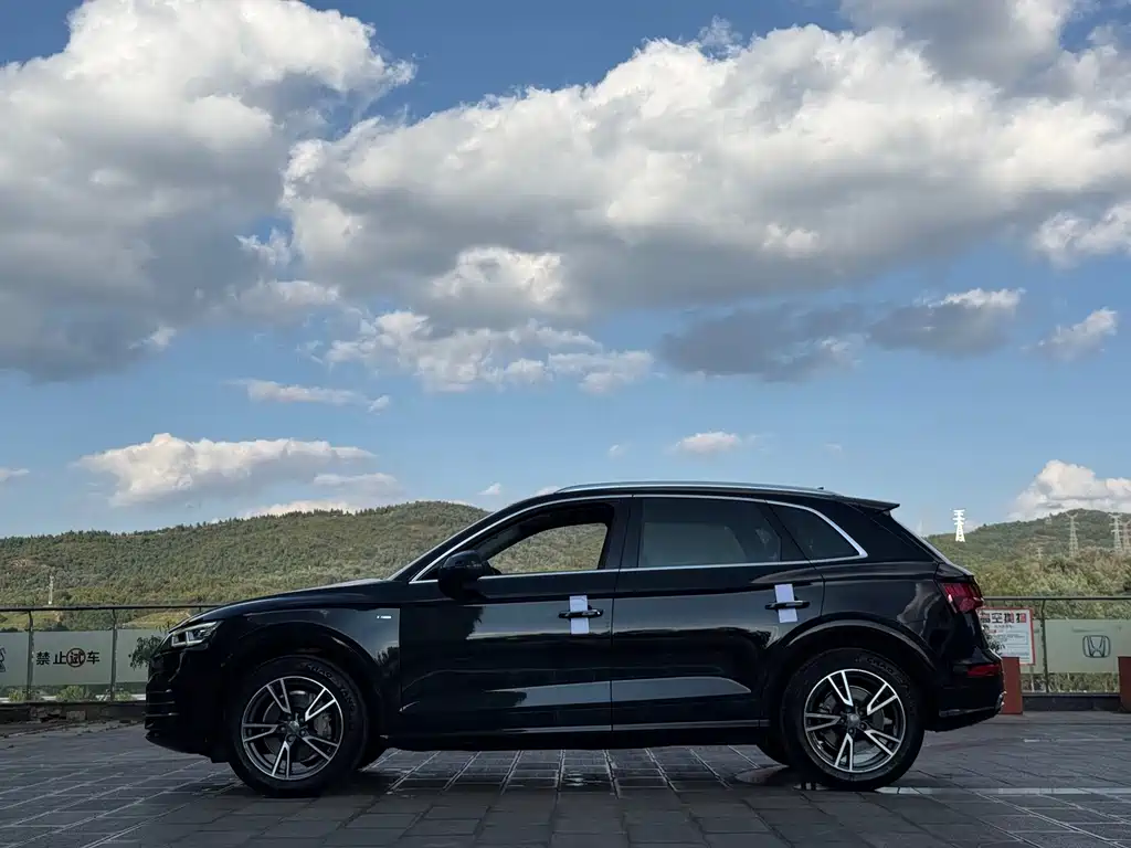 Audi Q5L — миниатюра 10