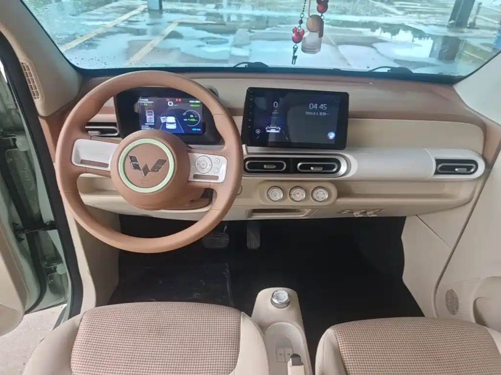 Wuling MINIEV — миниатюра 10