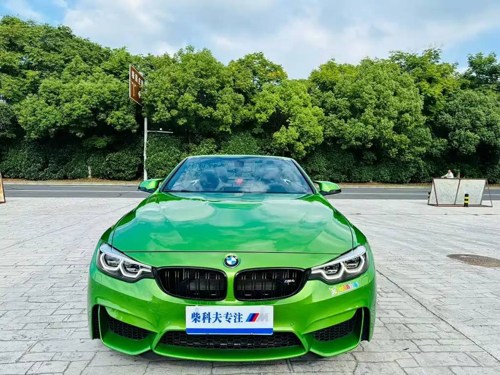 BMW M4 — миниатюра 3