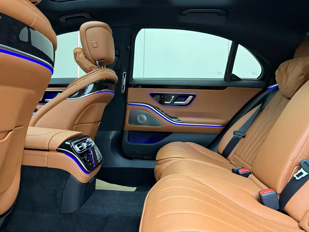 Mercedes-Benz S-Class — миниатюра 11