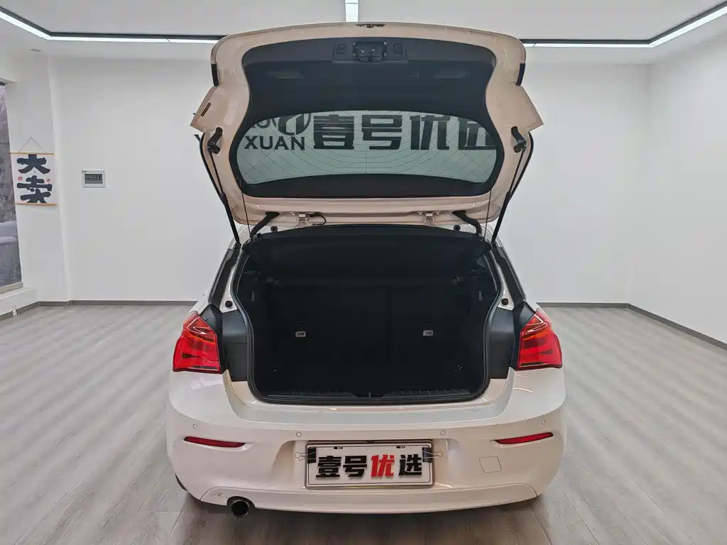 BMW 1 Series 1 2015 120i Lead