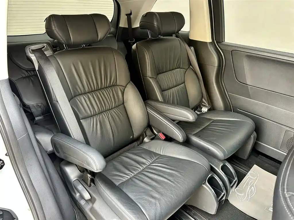 Honda Odyssey 2022 2.0L e:HEV Smart