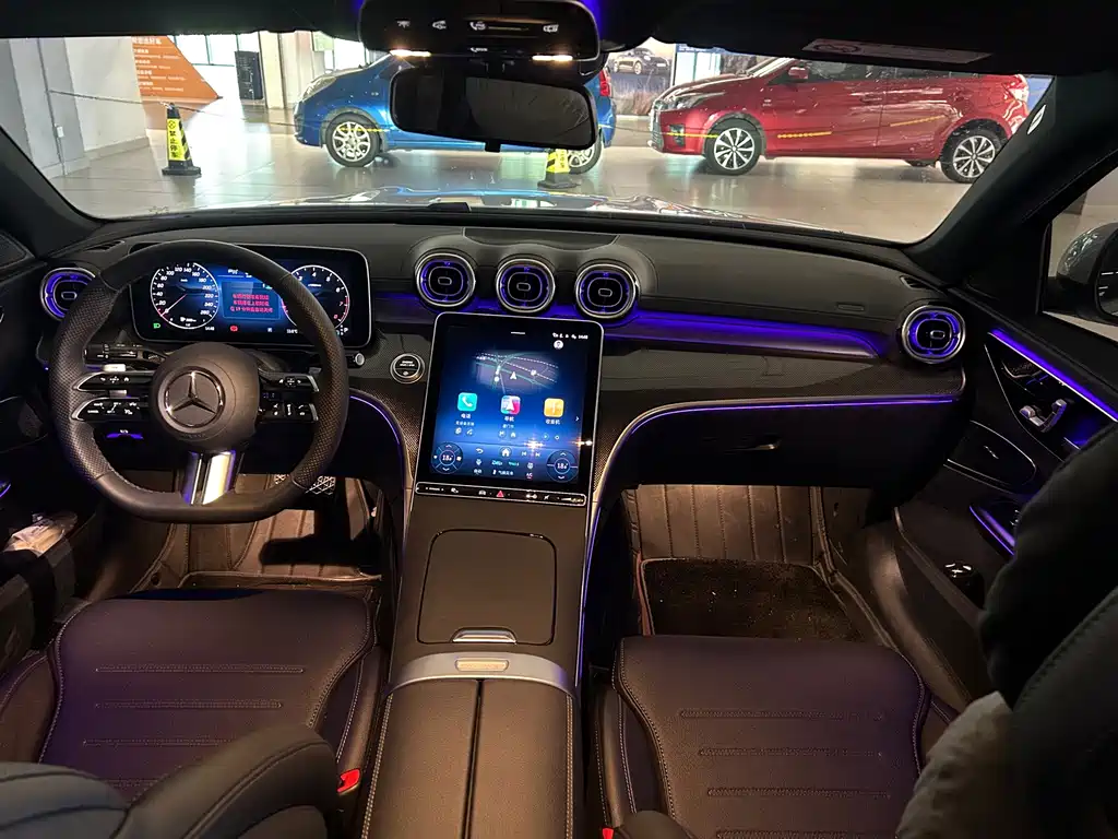 Mercedes-Benz C-Class — миниатюра 8
