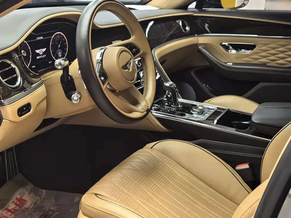 Bentley Flying Spur — миниатюра 12