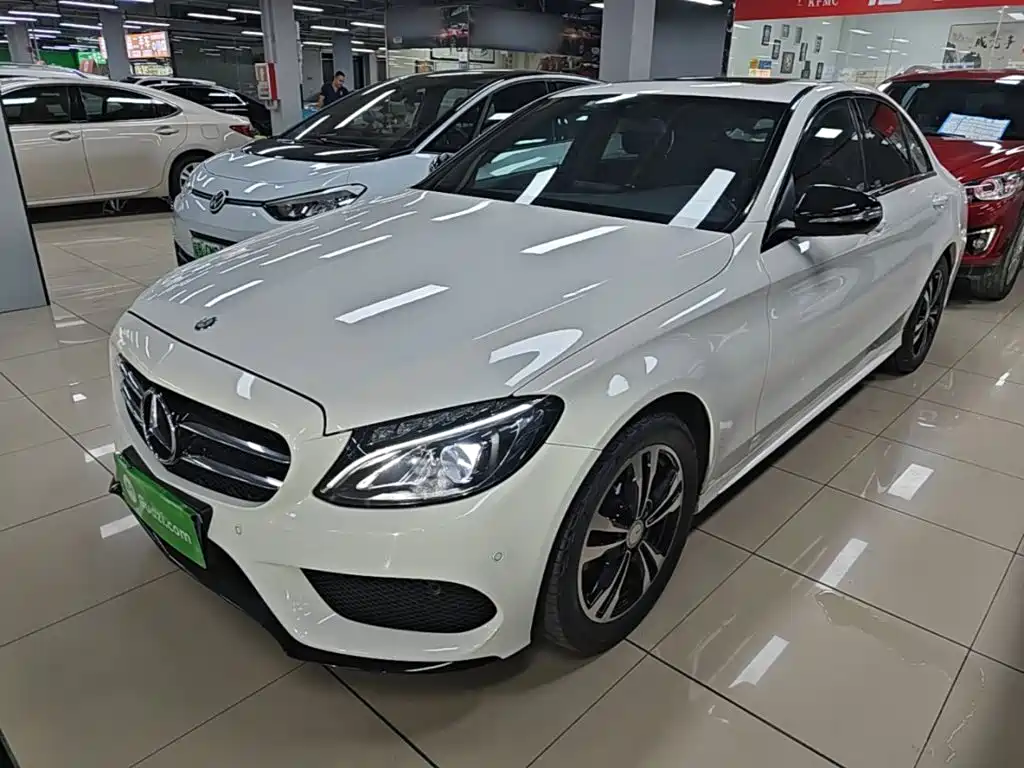 Mercedes-Benz C-Class — миниатюра 2