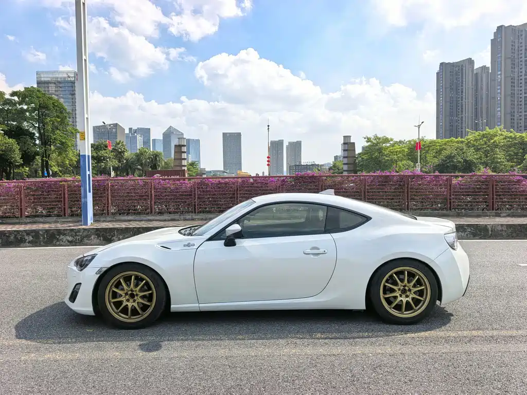 Toyota 86 — миниатюра 14