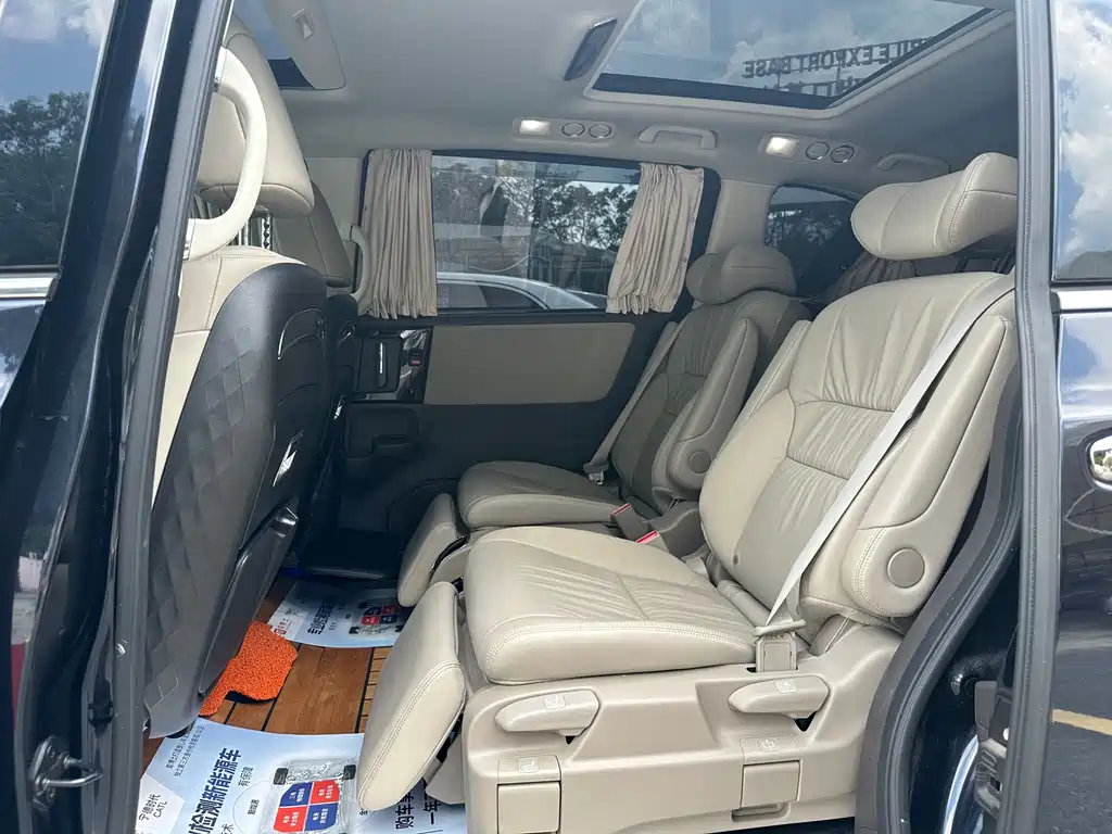 Honda Odyssey — миниатюра 8