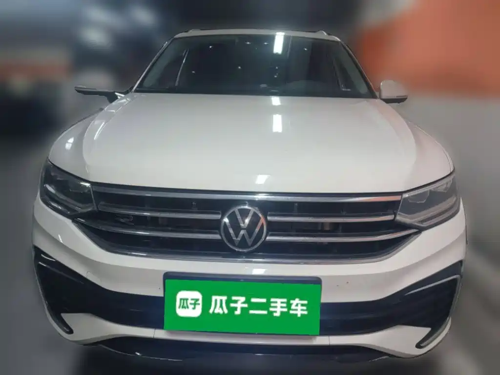 Volkswagen Tiguan L — миниатюра 24