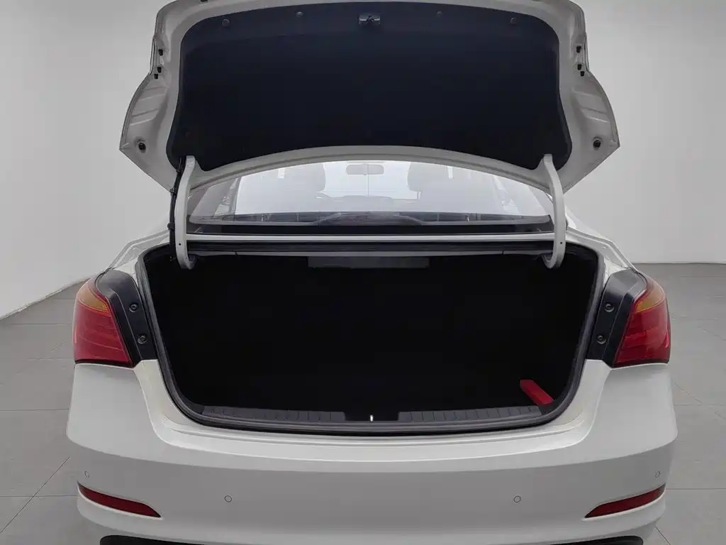 Hyundai Mistra — миниатюра 16