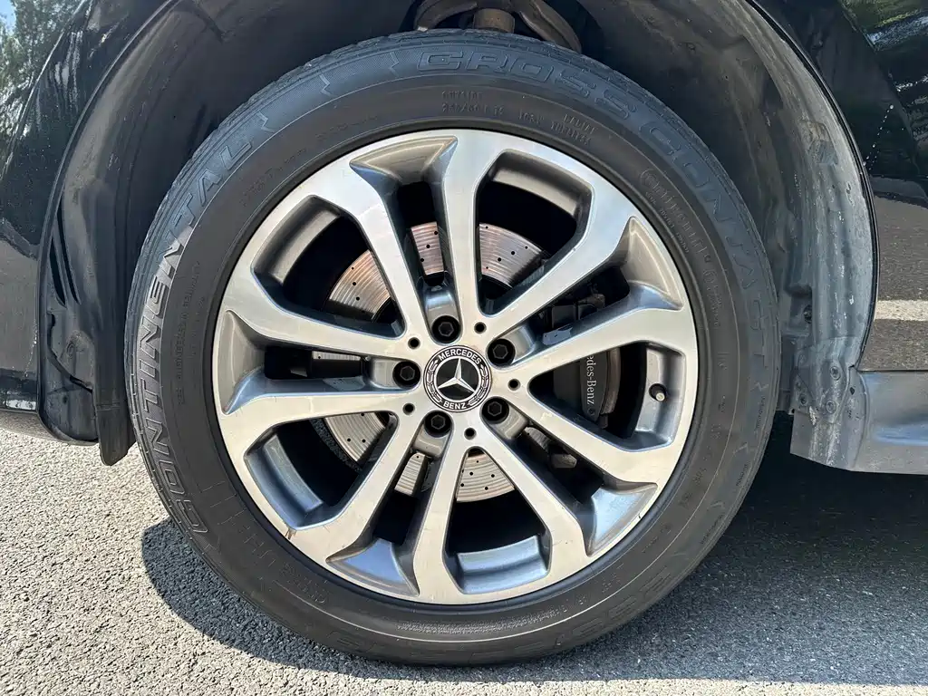 Mercedes-Benz GLE (Import) — миниатюра 27