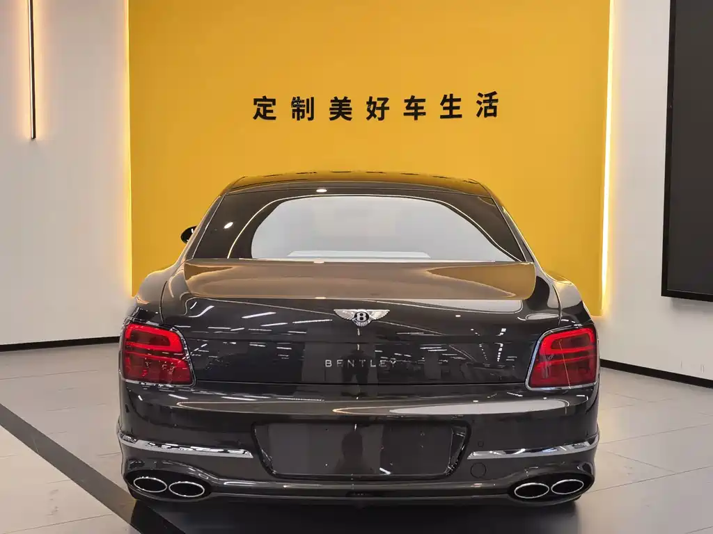 Bentley Flying Spur — миниатюра 4