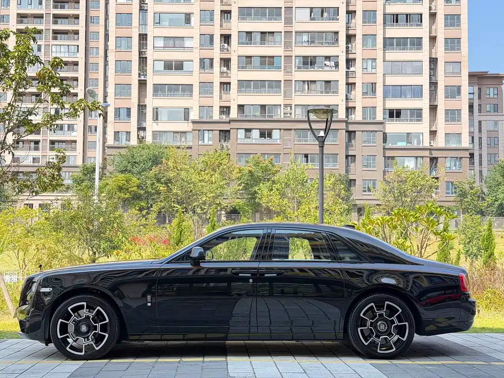 Rolls-Royce Ghost — миниатюра 3