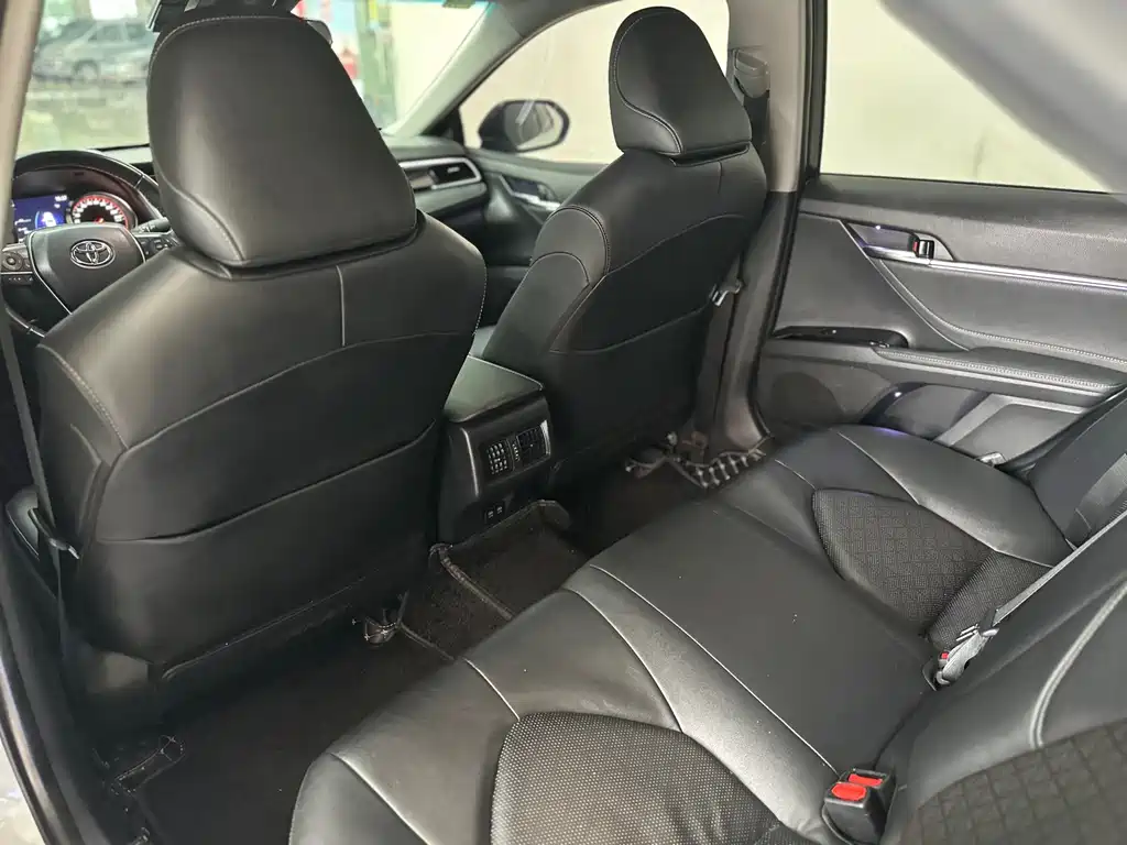 Toyota Camry 2019 2.5S