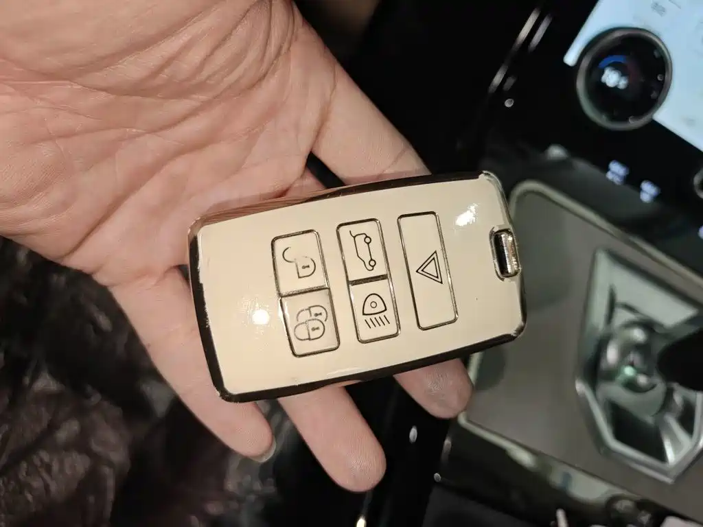 Land Rover Evoque — миниатюра 12