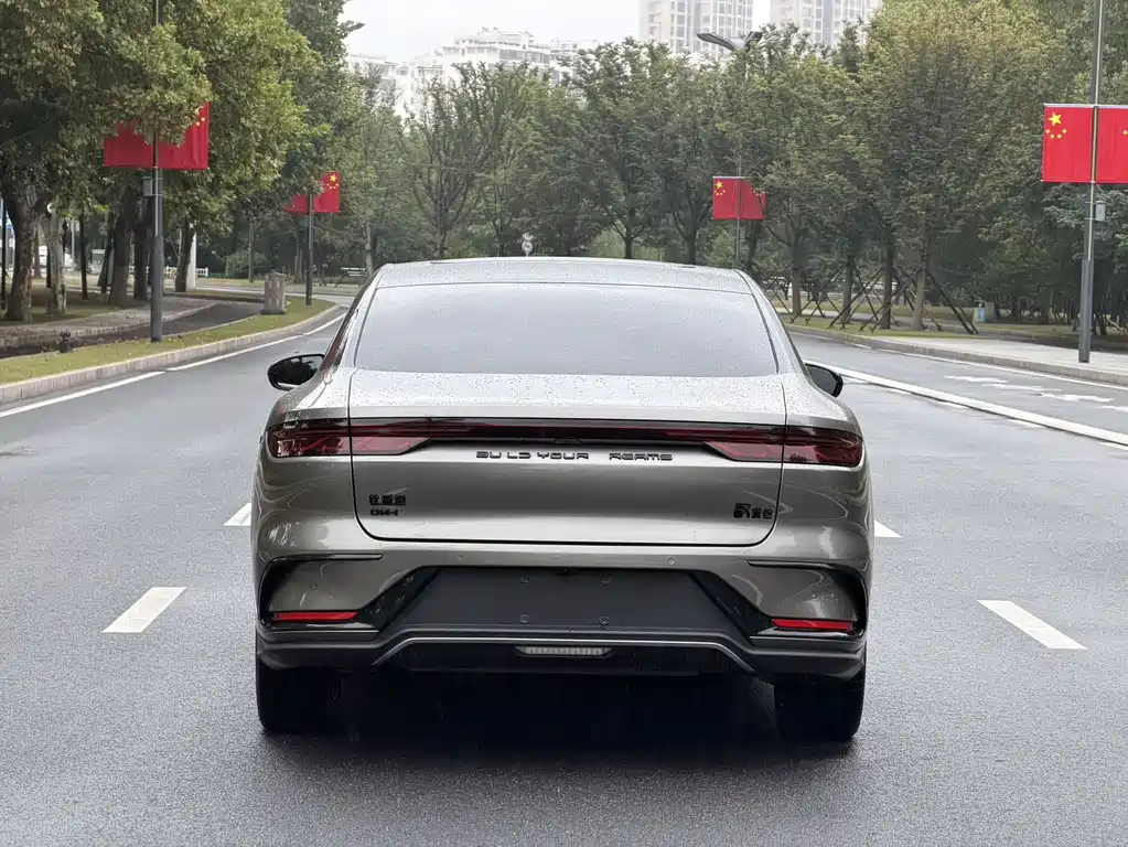 BYD Han — миниатюра 12