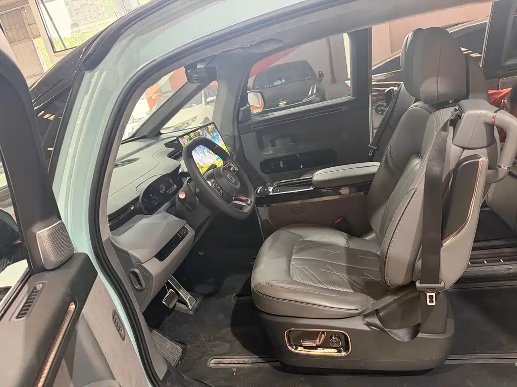 Zeekr Mix 2025 Smart Drive
