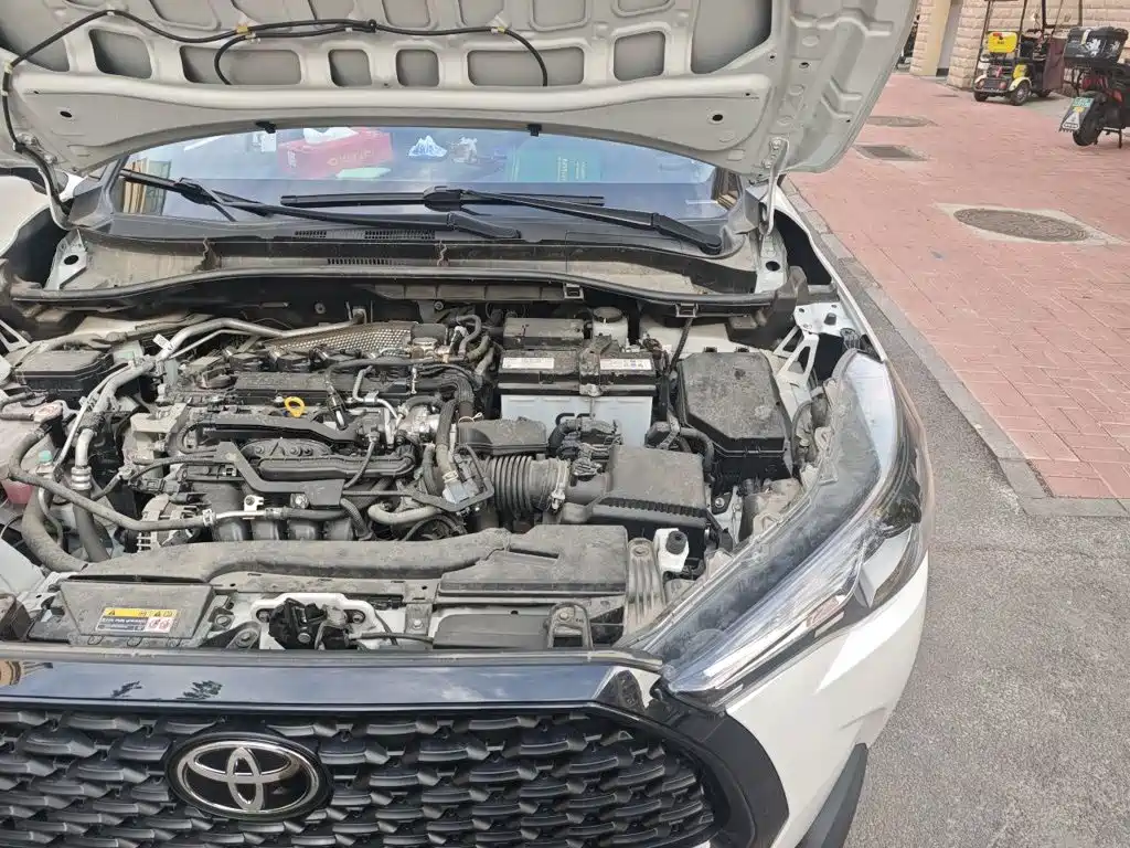 Toyota Corolla Cross — миниатюра 21