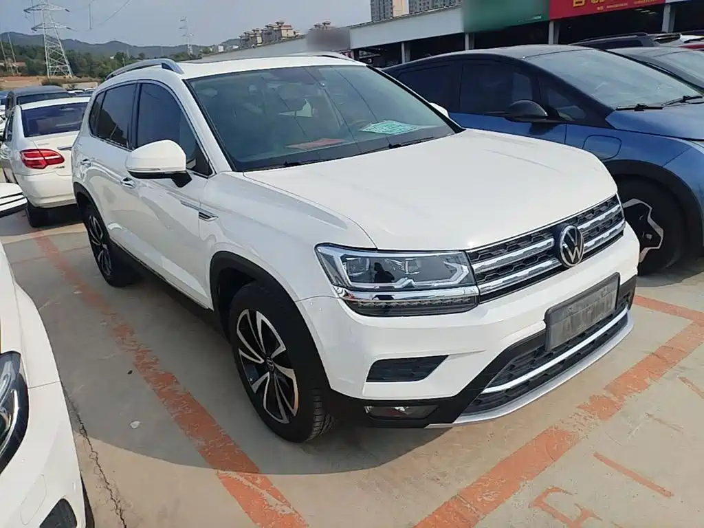Volkswagen Tharu — миниатюра 4