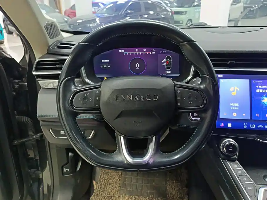 Lynk & Co 05 — миниатюра 15