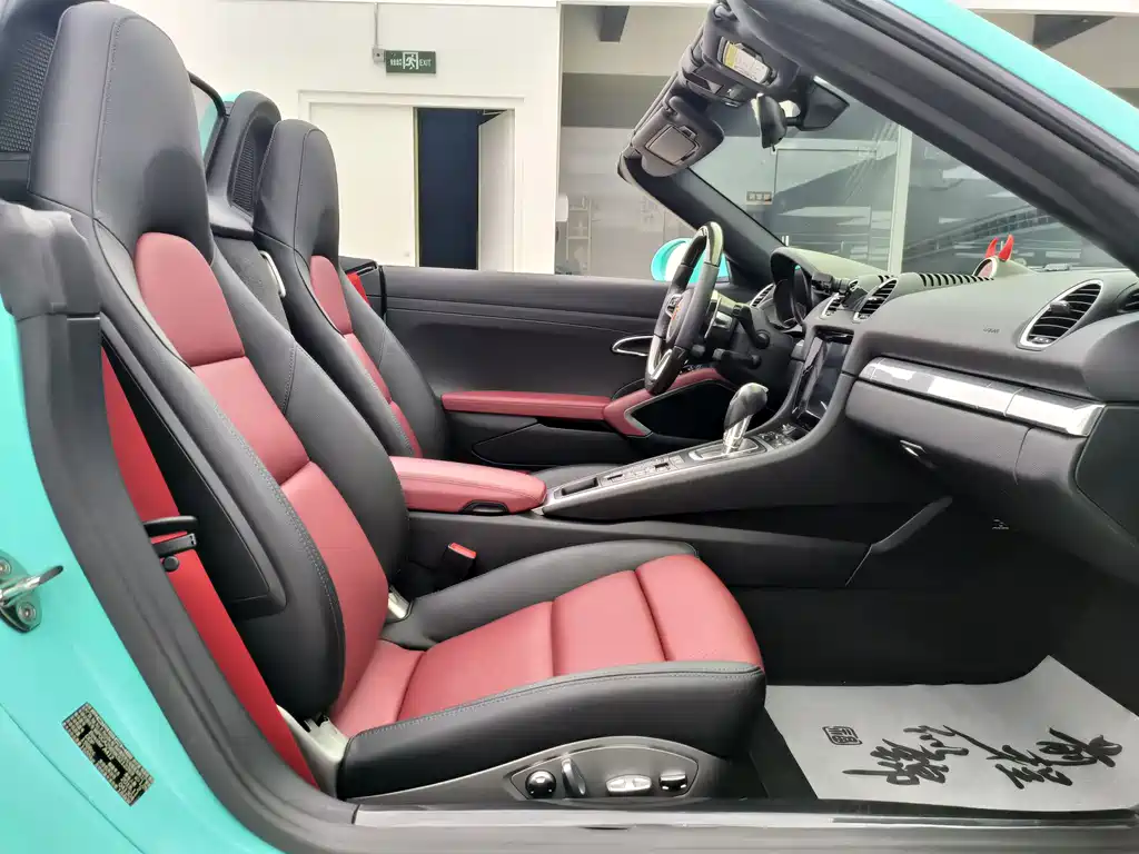 Porsche 718 2018 Boxster 2.0T