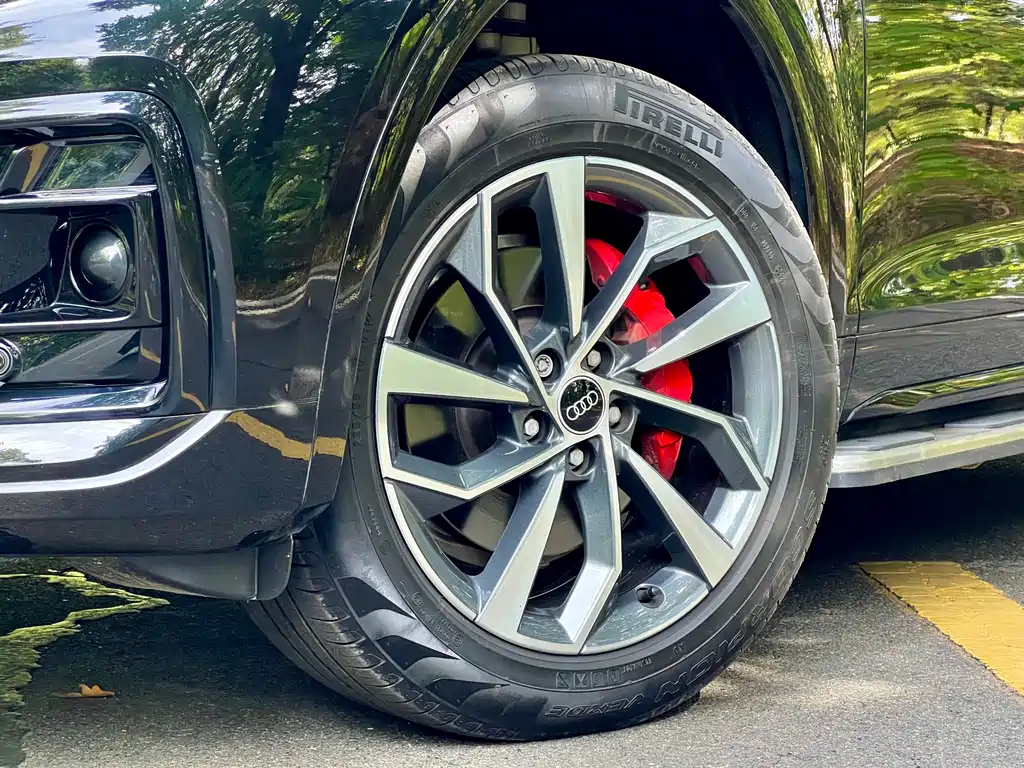 Audi Q5L — миниатюра 3