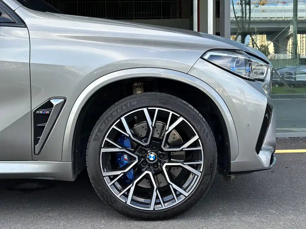 BMW X5 M