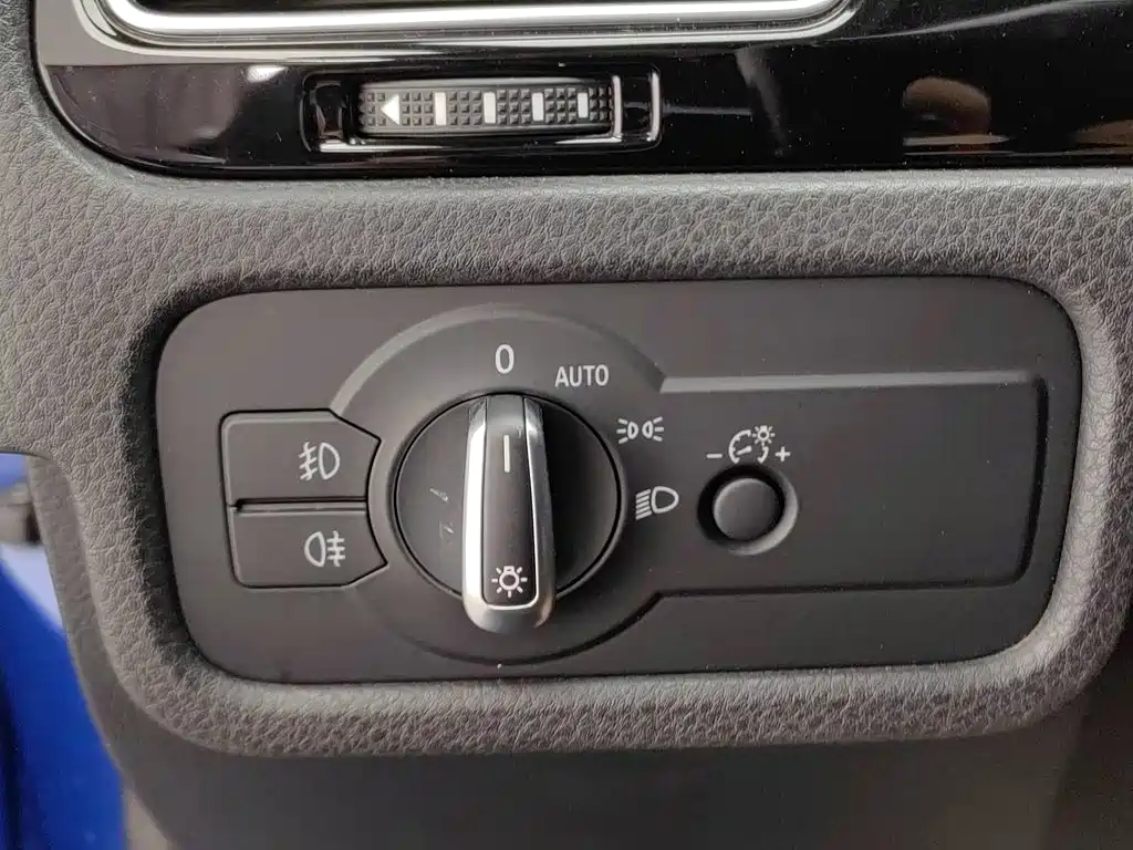 Volkswagen Touareg — миниатюра 21