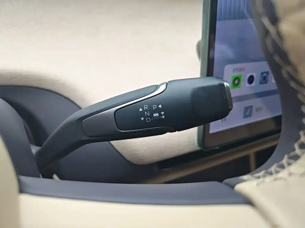 Hongqi Hongqi Tiangong 05 — миниатюра 14