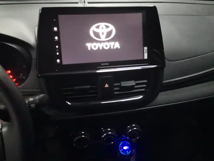 TOYOTA VIOS FS