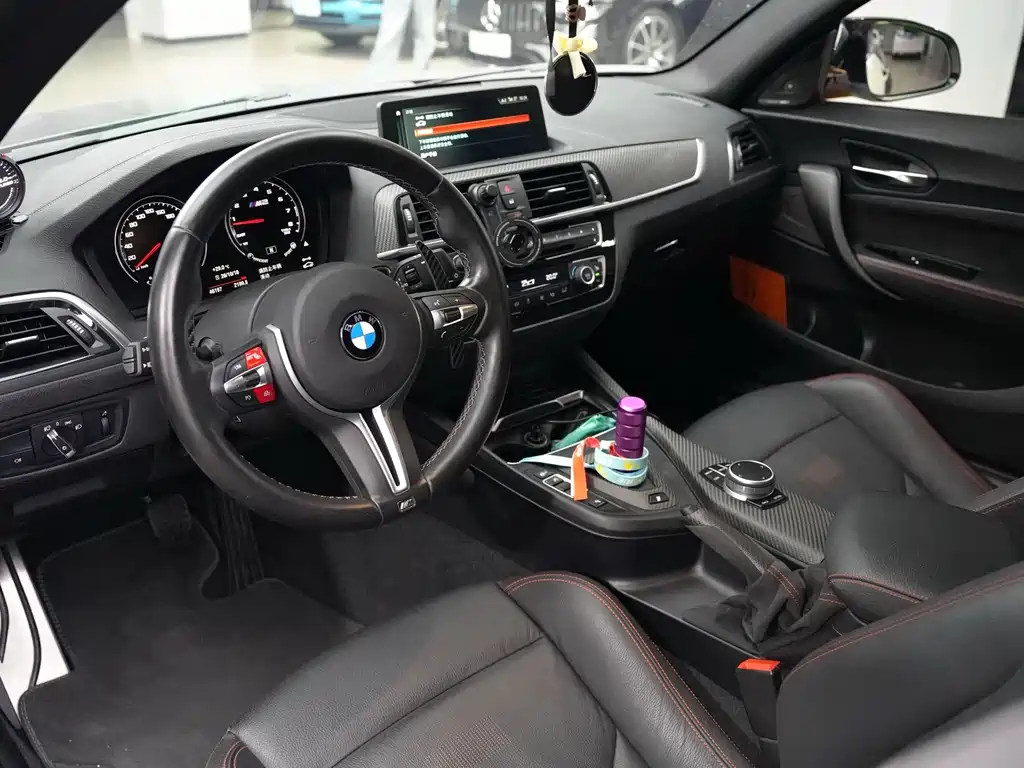 BMW M2 — миниатюра 8