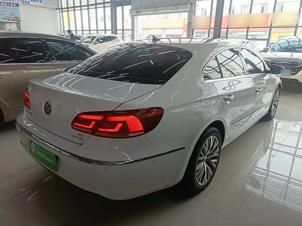 Volkswagen CC — миниатюра 7