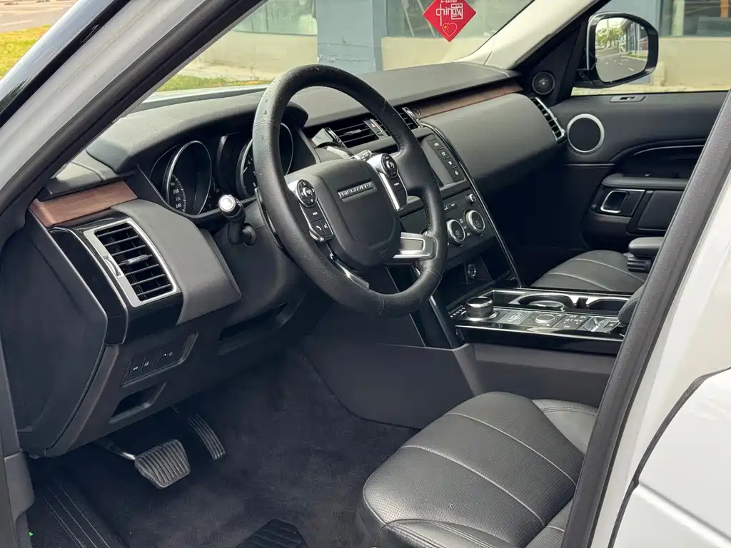 Land Rover Discovery — миниатюра 4