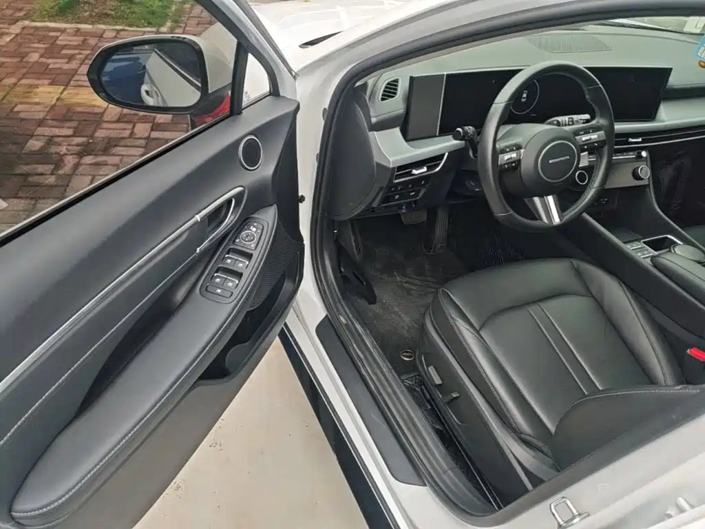 Hyundai Sonata — миниатюра 16