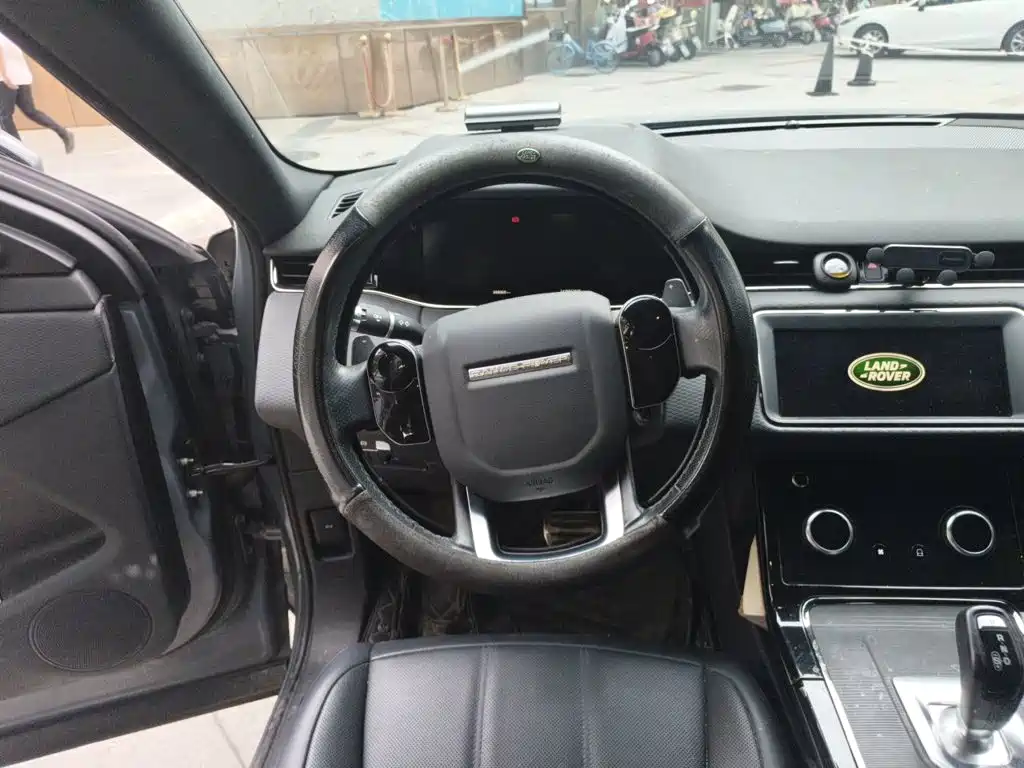 Land Rover Evoque — миниатюра 3