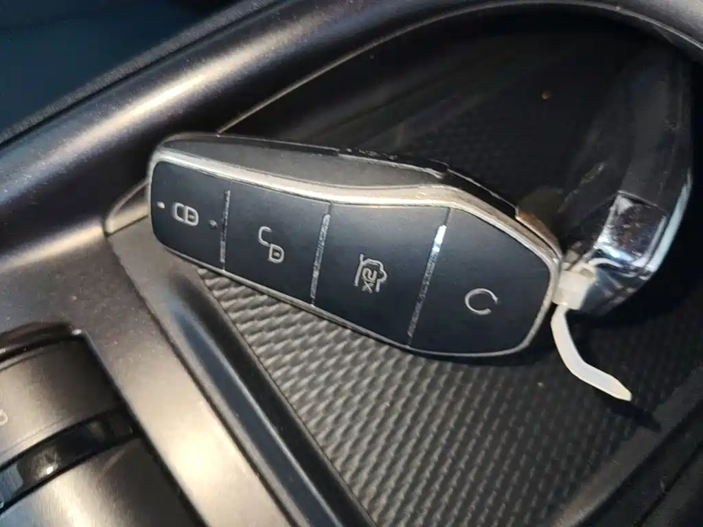 BYD Dolphin — миниатюра 9