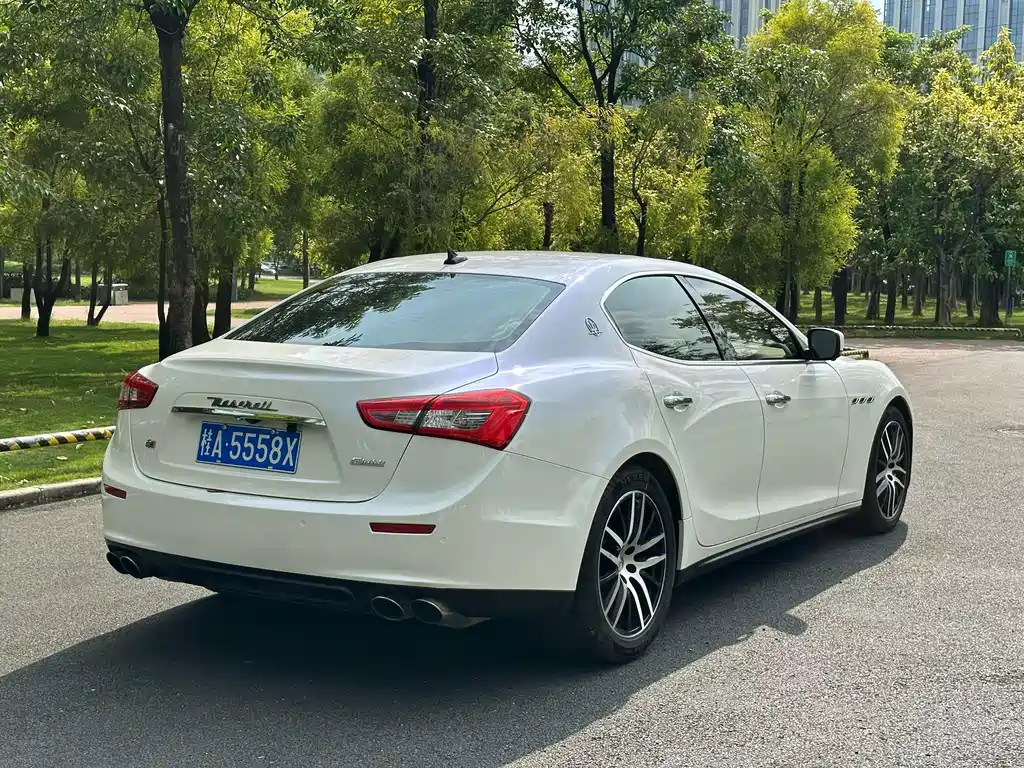 Maserati Ghibli — миниатюра 9