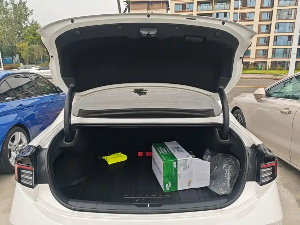 Hyundai Sonata — миниатюра 19