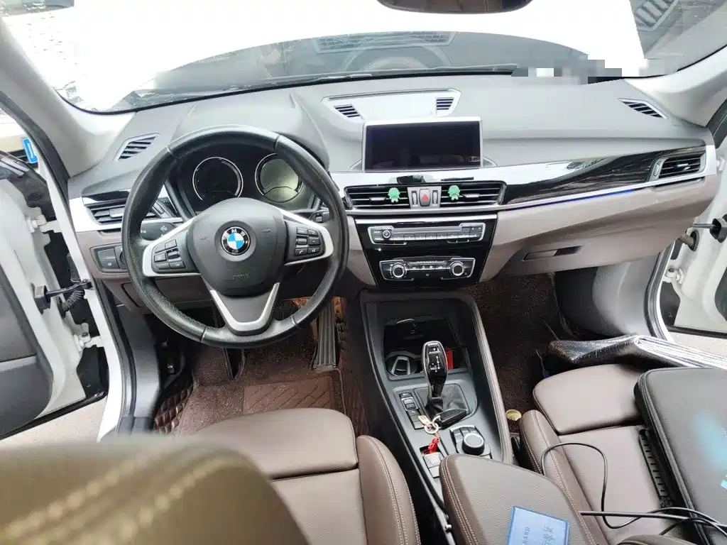 BMW X1 — миниатюра 10